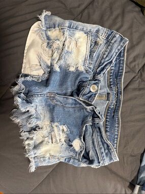 American Eagle Outfitters Light Blue Distressed Denim Cutoff Shorts